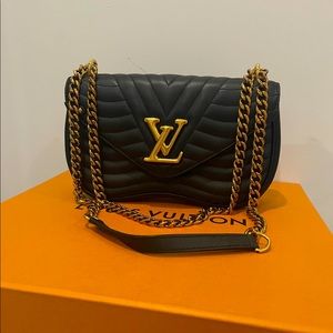 Louis Vuitton, Black
